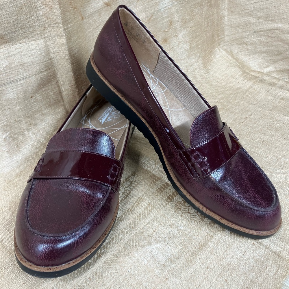 Life Stride Burgundy Flats for Women